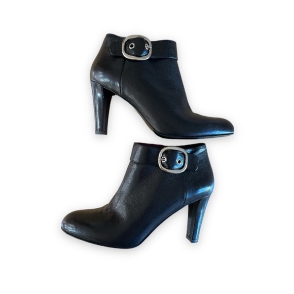 COACH Italian Leather Nicolete Bootie Black Sz 6.5 Buckle Office Classic Witchy - Picture 1 of 15